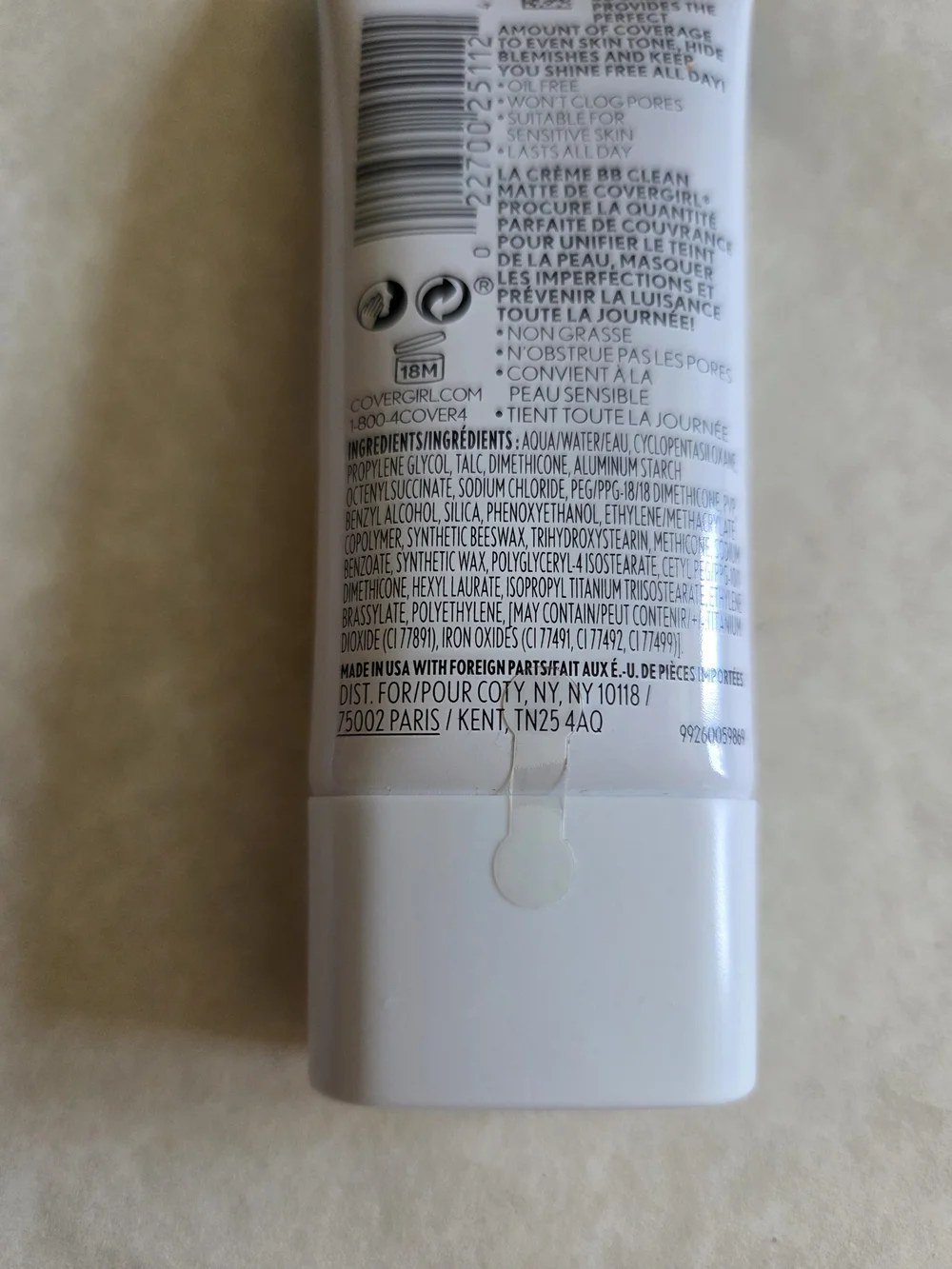 COVERGIRL Clean Matte BB Cream for Oily Skin - Light 520, 1 fl oz, Oil-Free NEW